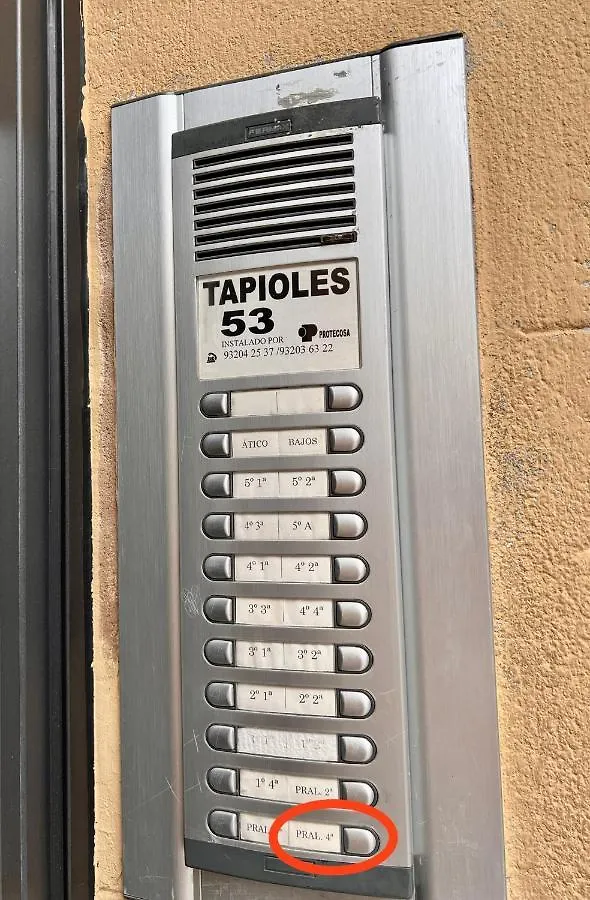 Poble Sec. Excelente Ubicacion Cerca De La Playa Y De Las Ramblas Barcellona 0*,