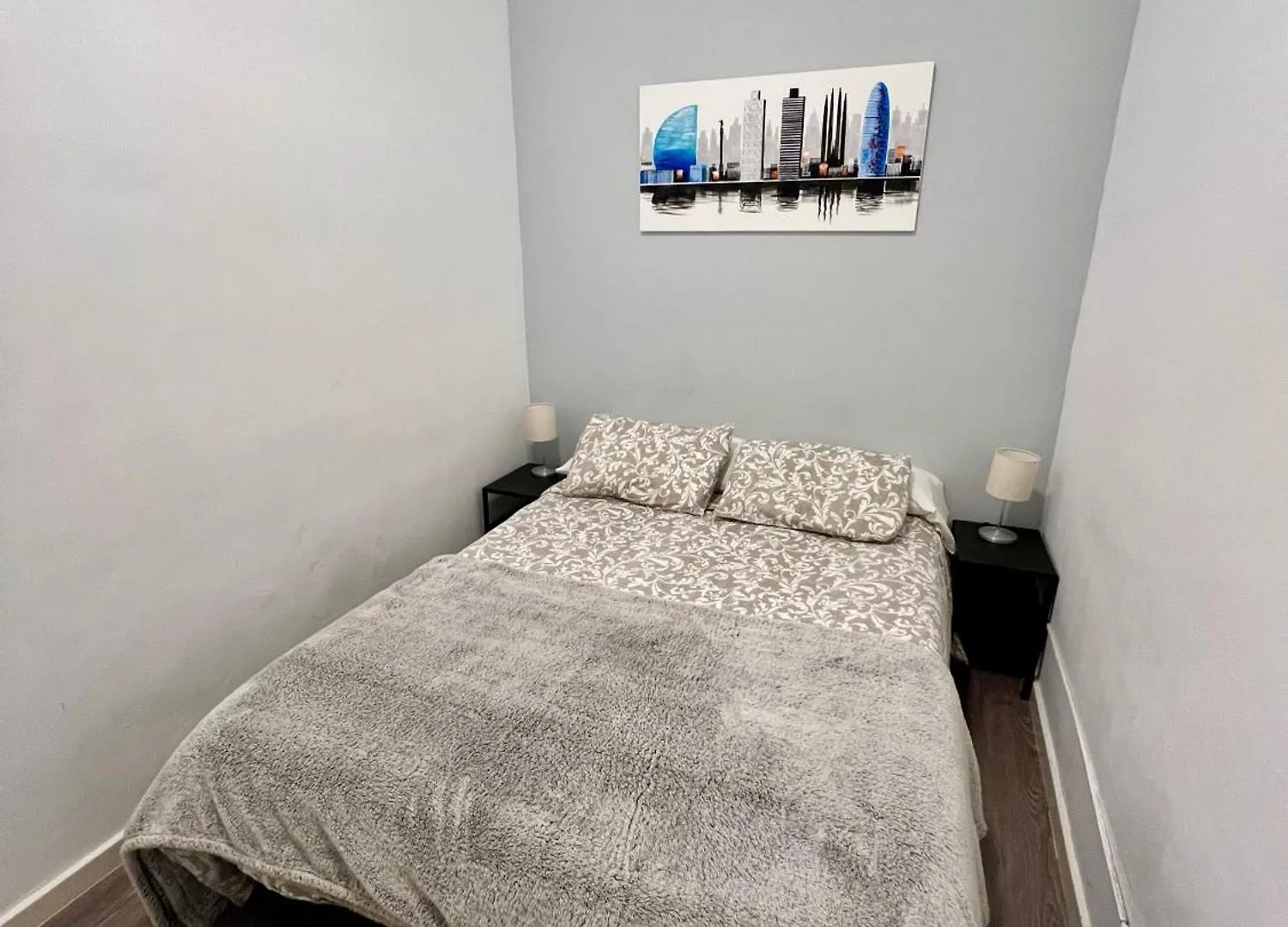 Poble Sec. Excelente Ubicacion Cerca De La Playa Y De Las Ramblas Barcelona Apartment